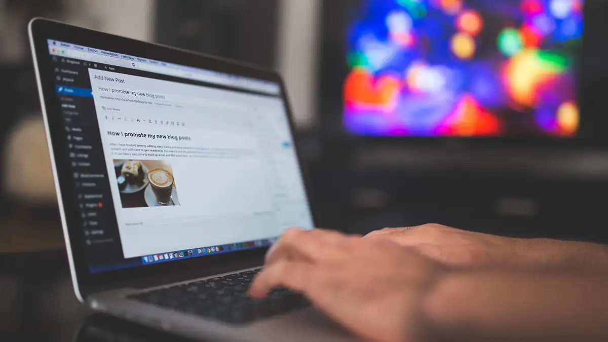 blog aziendale scrittura articolo wordpress